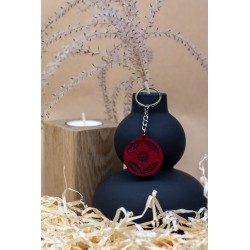 Brelok breloczek do kluczy Kanku Kyokushin 3,7x4,1 cm drewniany czerwony