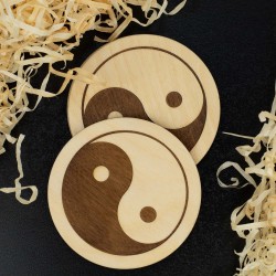 Podkładka podstawka pod kubek Yin Yang 10x10cm drewniana