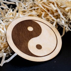 Podkładka podstawka pod kubek Yin Yang 10x10cm drewniana