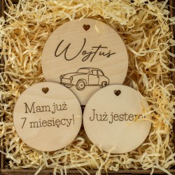 Tabliczki Karty do zdjęć drewniane dla dziecka z miesiącami - pierwszy rok - Personalizowana twój motyw