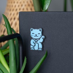Magnes FLUORESCENCYJNY na lodówkę Maneki Neko Japoński Kot Szczęścia Niebieski 3D