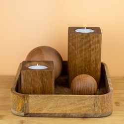 Ozdobny Zestaw 3 Świeczników oraz 2 Kul na podstawce z naturalnego drewna
